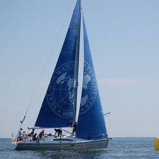 Fully decorated laminate racing sail